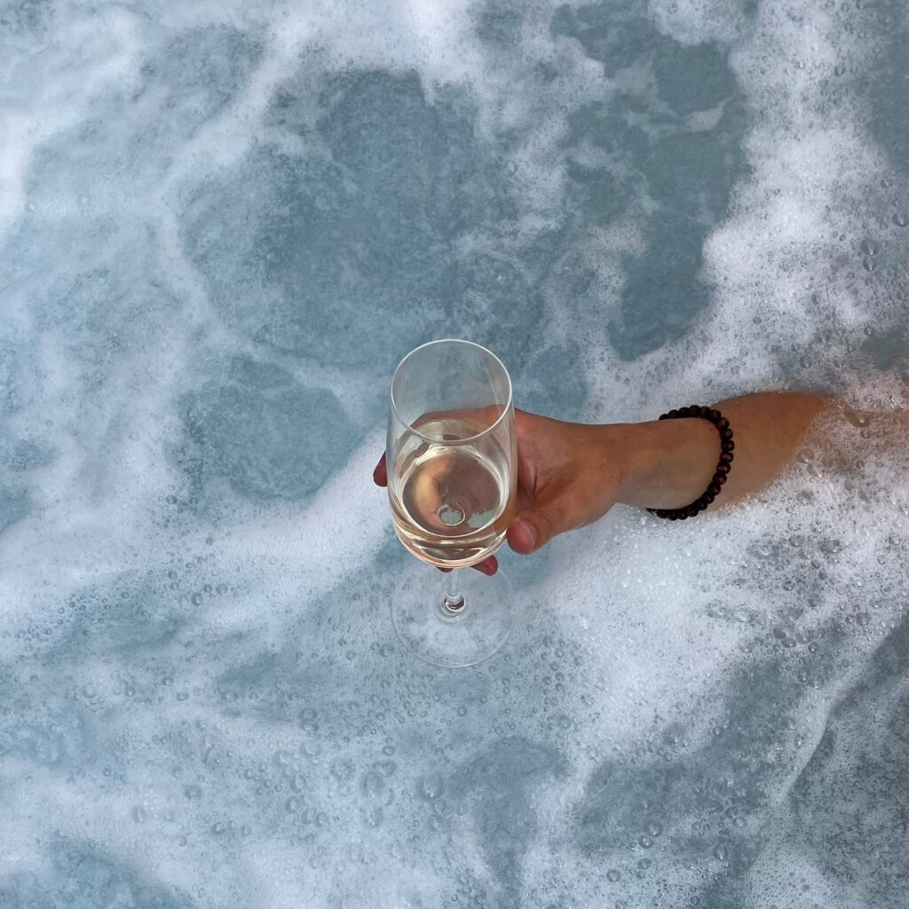 Hot tub break at a Skegness holiday cottage on the Lincolnshire coast